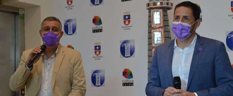 El concejal de Festejos, Servando González (i), y el alcalde Héctor Suárez (d) / Foto TA